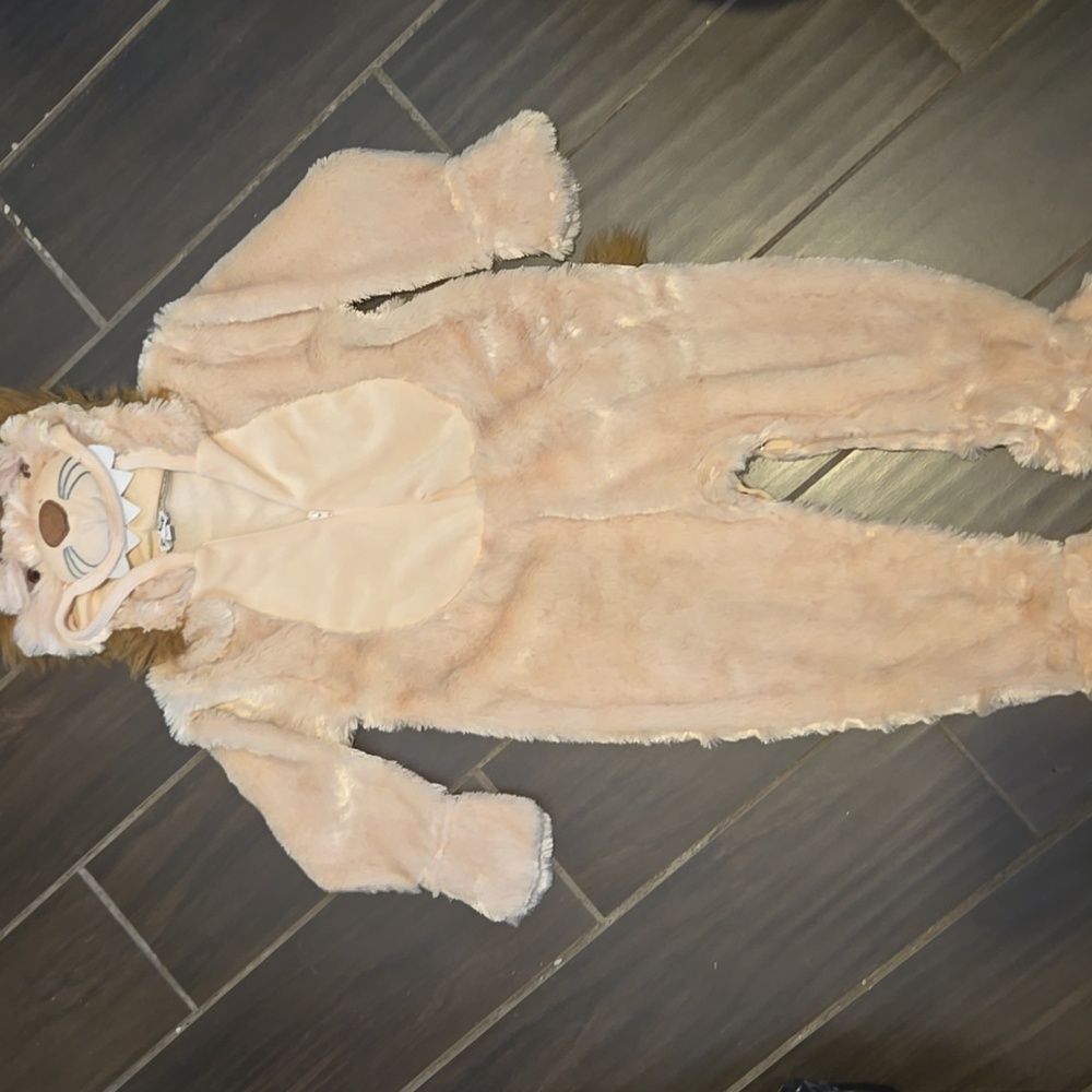 Le Top Lion Costume Sz 2T NWOT